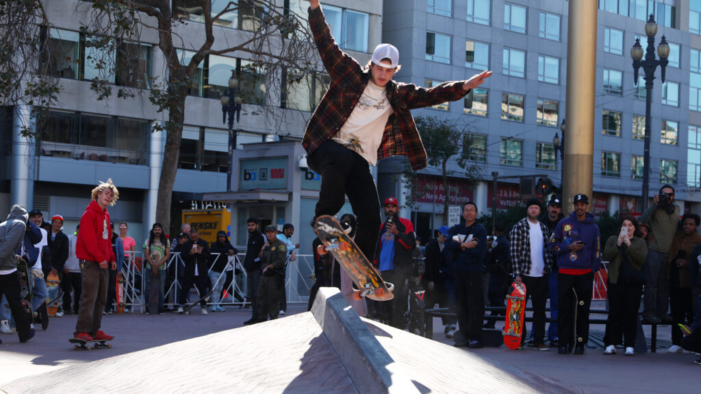 shred-n-butter-free-skateboarding-lessons-sf-civic-center